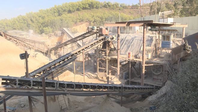 惠东重拳出击整治非法碎石场和采矿点!(图4) 惠东重拳出击整治非法碎石场和采矿点!(图4)