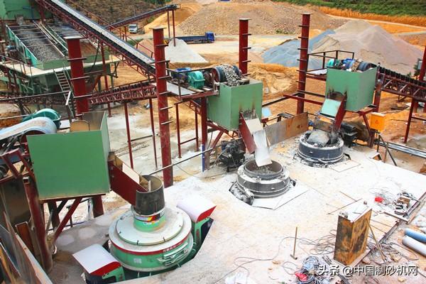 洗沙场为何“暴利”?水洗砂生产线告诉你:低投入高收益(图4) 洗沙场为何“暴利”?水洗砂生产线告诉你:低投入高收益(图4)