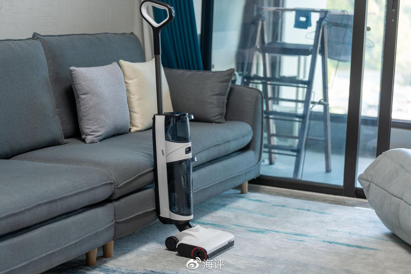 石头智能洗地机A10首发评测：洗拖一体+热烘匀烘，2000元价位最强？(图1)