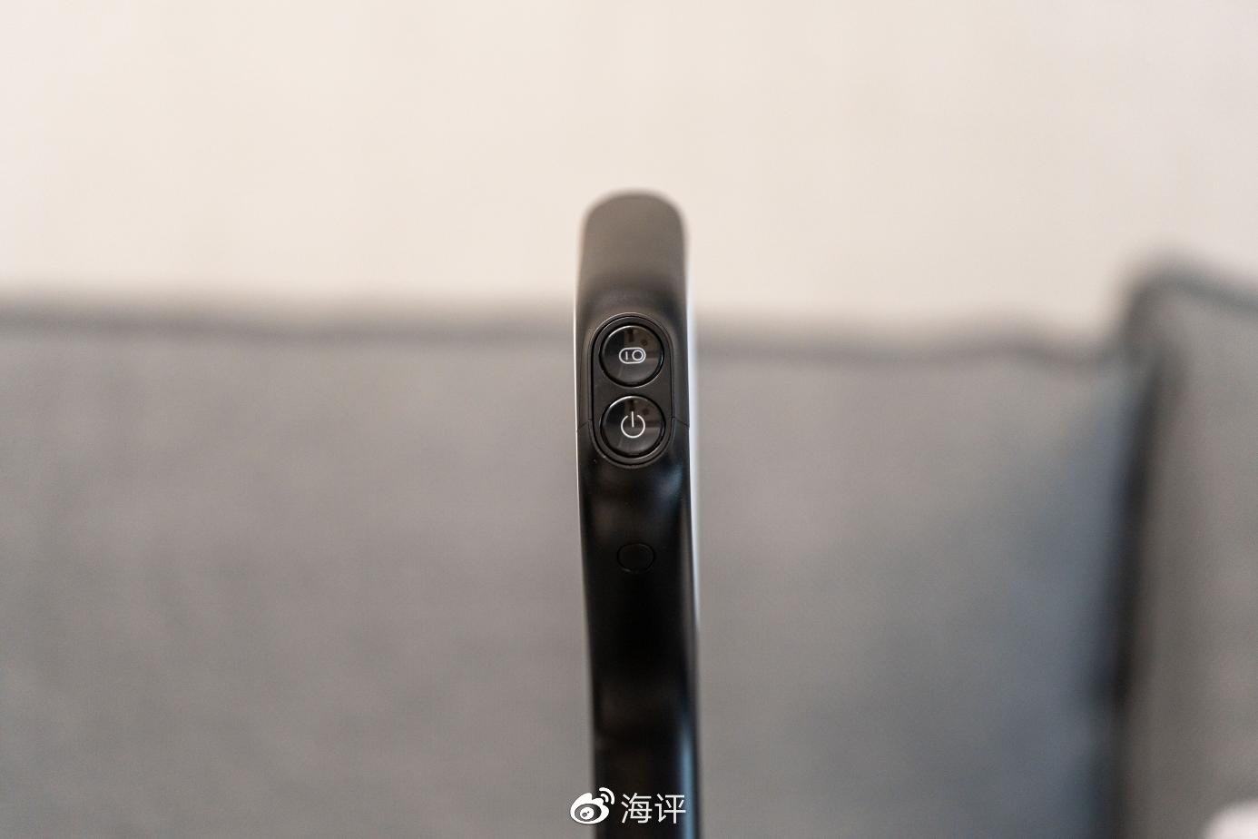 石头智能洗地机A10首发评测：洗拖一体+热烘匀烘，2000元价位最强？(图4)