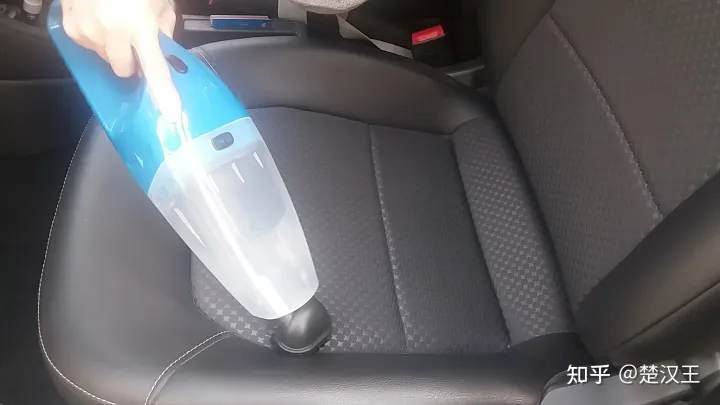 车载吸尘器的使用(图9)