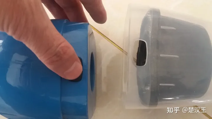 车载吸尘器的使用(图28)