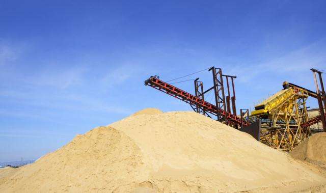 洗砂利润可怕，洗砂生产线要想实现高效益，一定要选对洗砂设备(图1)