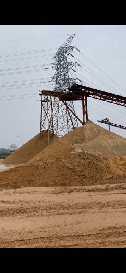 洗沙场泥浆如何处理？泥浆脱水到底用什么设备？(图2)