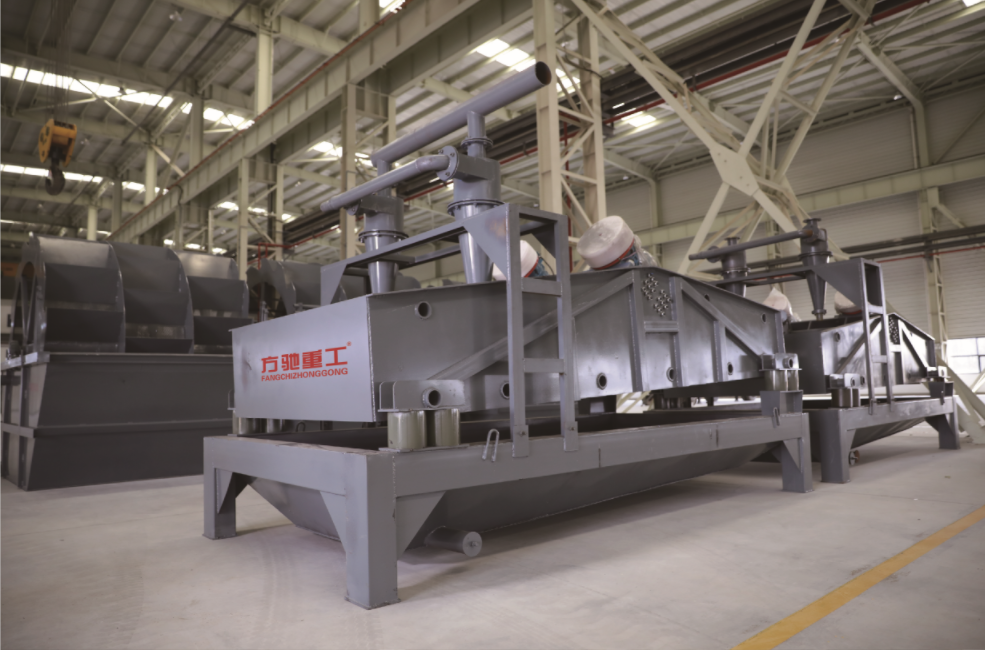 河沙没了就用机制砂吧！方驰重工移动制砂机了解一下！(图7)