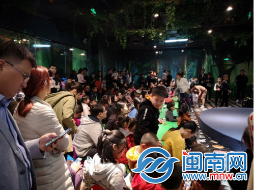 泉州首家大型室内动物主题乐园空降中骏•世界城(图1)