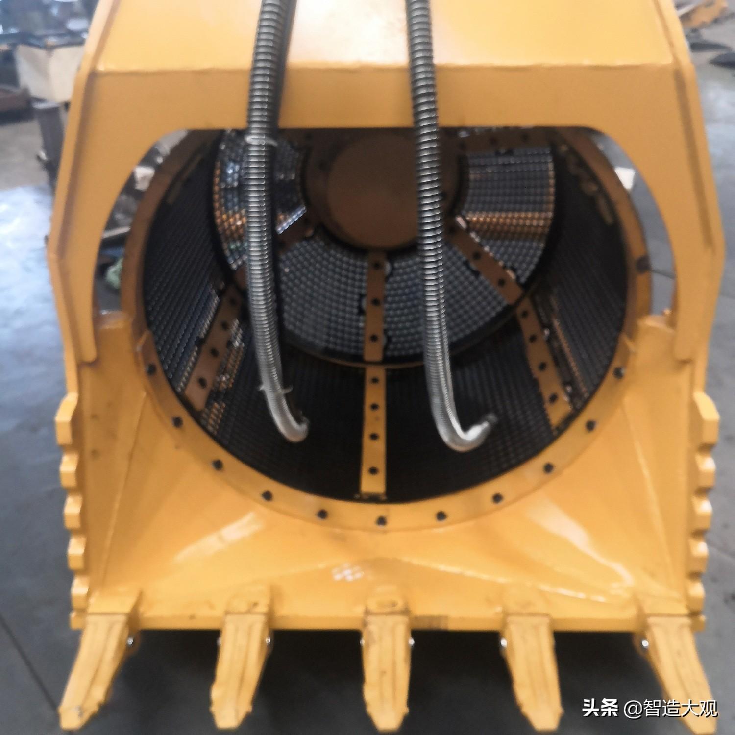 挖机滚筒筛沙斗，都有哪些除锈的方法，你了解吗(图1)