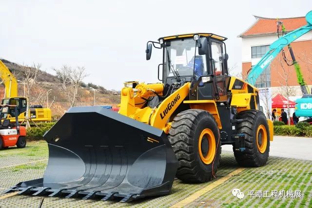 第三届平潭工程机械展完美落幕(图28)