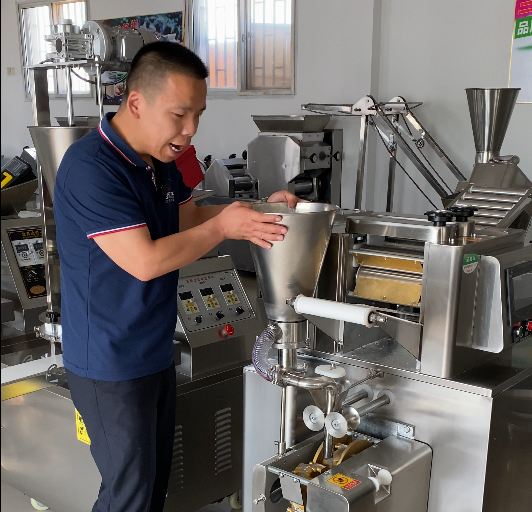 仿手工饺子机怎么清洗？刘二手把手教你(图3)