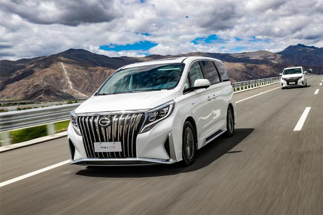 伸手就能摘星星传祺M8躺赢珠峰(图10)