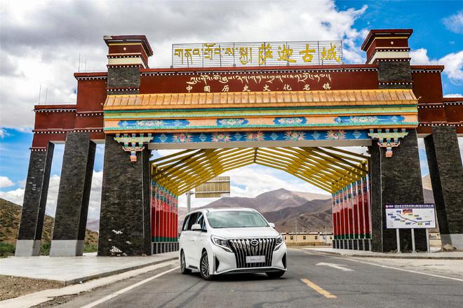 伸手就能摘星星传祺M8躺赢珠峰(图19)