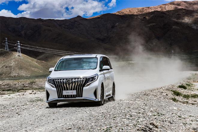 伸手就能摘星星传祺M8躺赢珠峰(图21)