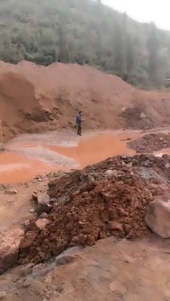 洗砂厂从沙子中提取金子的机器设备(图1)