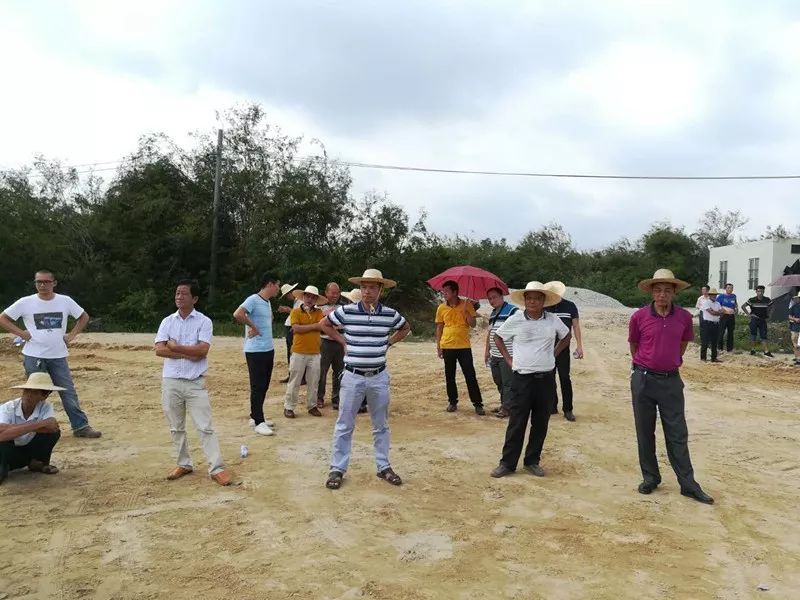 陆丰某村的‘非法洗砂场’进行依法取缔..(图1)