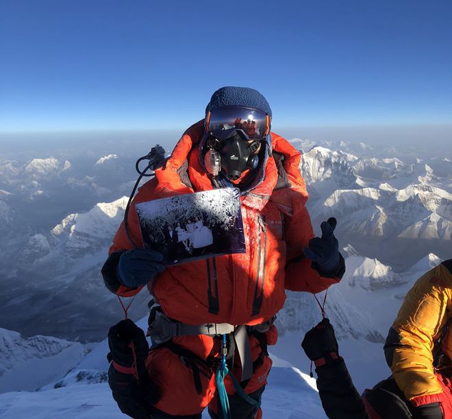 这位金华籍老板曾登顶珠峰！公司市值近7亿(图7)