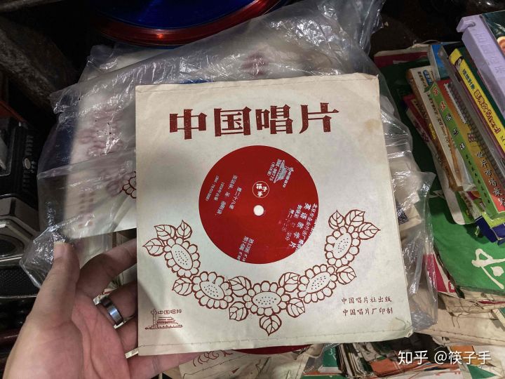 重庆最大旧货市场，董家溪跳蚤市场有什么宝贝？(图22)