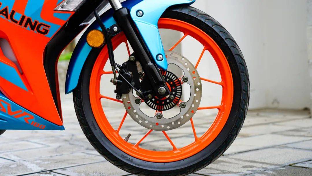 12680元起嘉陵CoCoSVR180运动弯梁售价公布​！同场CoCo机车品牌正式发布！(图24)