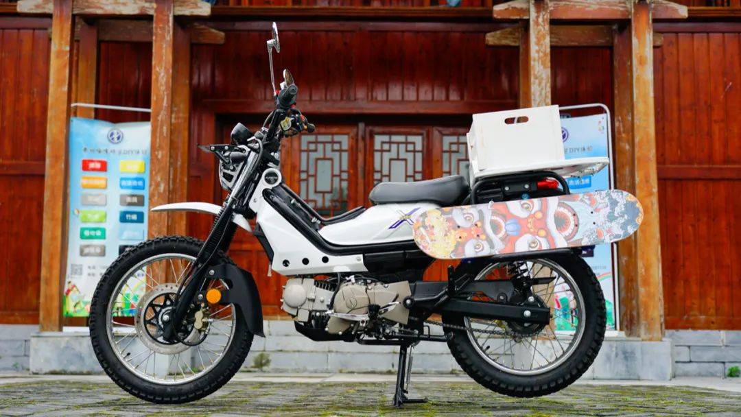 12680元起嘉陵CoCoSVR180运动弯梁售价公布​！同场CoCo机车品牌正式发布！(图29)