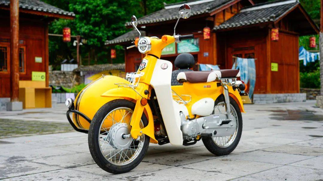 12680元起嘉陵CoCoSVR180运动弯梁售价公布​！同场CoCo机车品牌正式发布！(图42)