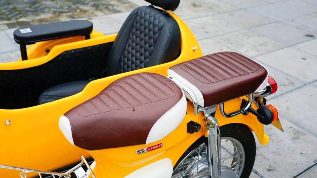 12680元起嘉陵CoCoSVR180运动弯梁售价公布​！同场CoCo机车品牌正式发布！(图51)