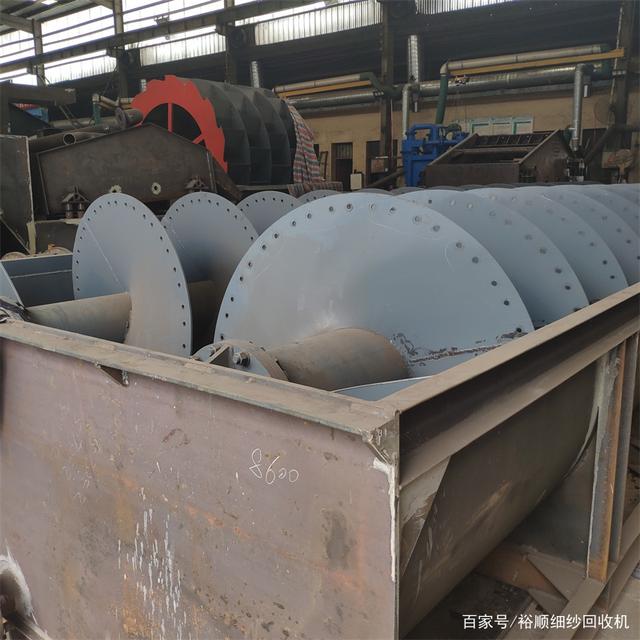 对螺旋洗砂机效率有影响的要素都有什么？(图3)