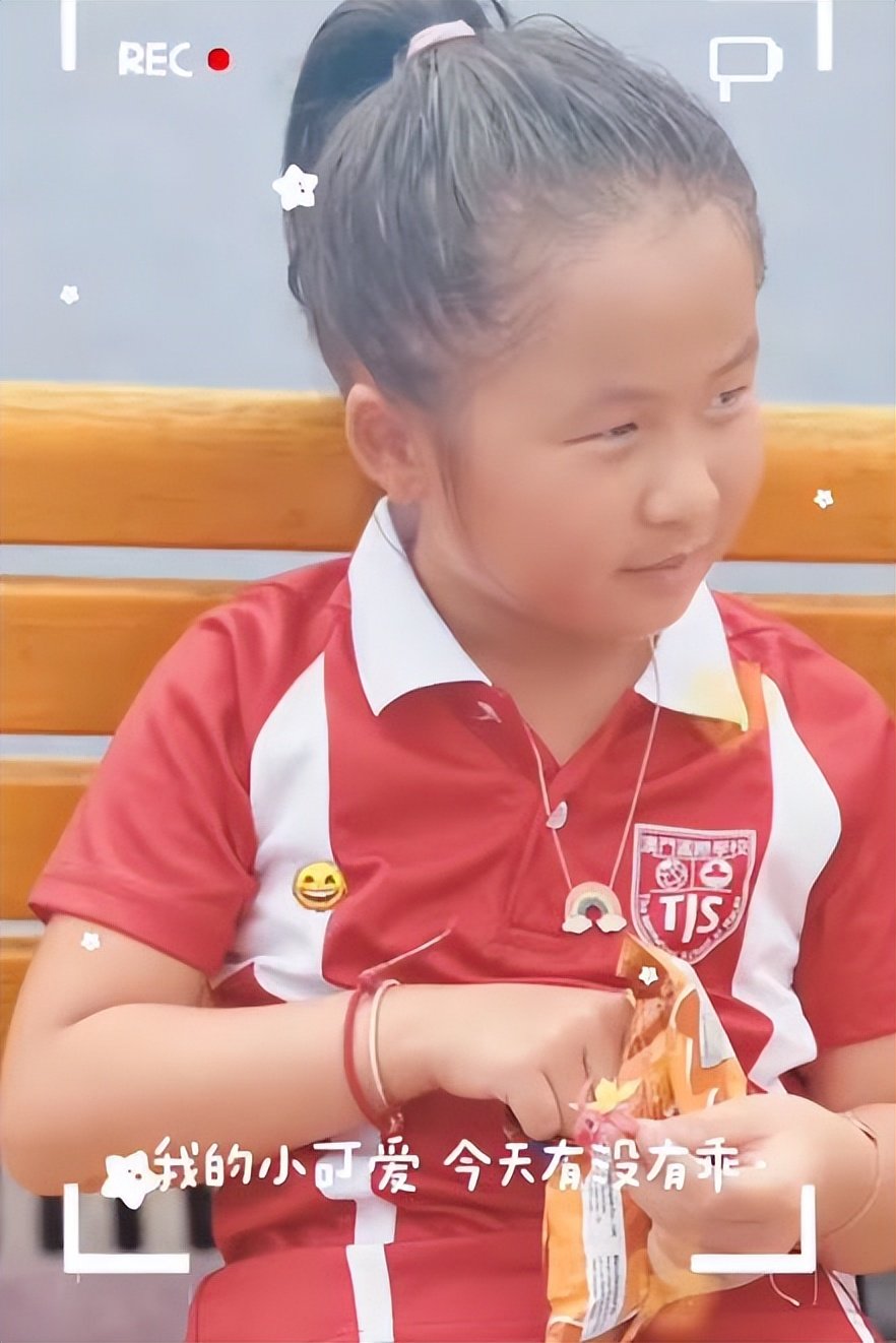 洗米嫂低调过中秋节，晒小女儿的近况视频，愿她一生可爱(图5)